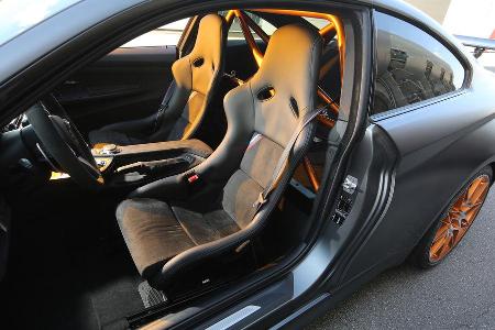 BMW M4 GTS, Sitze