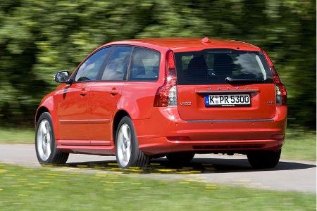 Die Doppelkupplung wechselt die Gänge nicht ganz so schnell wie das VW-DSG, aber ...