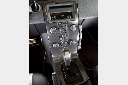 Wählhebel und Schaltkulisse mit separater Gasse zum Selbstschalten.