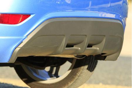 ESP ist in allen Ausstattungsversionen des Fiesta serienmäßig.