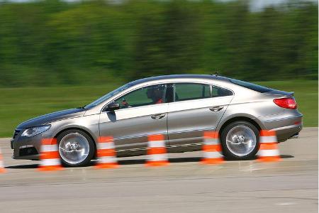 Erstmals bei VW verfügbar: die adaptive Dämpferregelung mit den einstellbaren Stufen (Comfort, Normal und Sport).