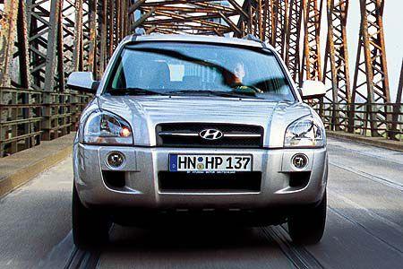 Hyundai Tucson 2.0 CRDi 4WD GLS: Mit viel Ausstattung ist der Softroader teuer, dafür sind Versicherungs-, Verschleiß- und W...