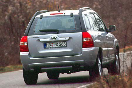 Der Rücken beim Kia ist markanter gezeichnet.