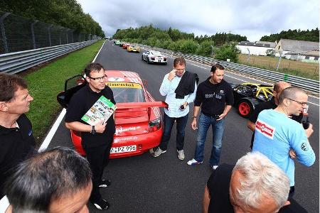 Die Teilnehmer wurden in mehreren kleinen Gruppen unterteilt.