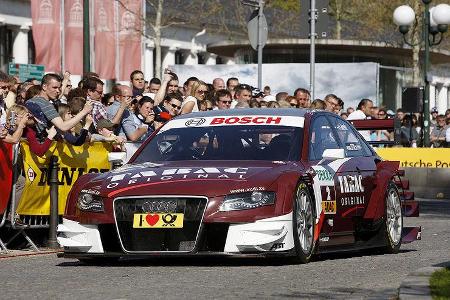Die Fans waren hautnah dran an den DTM-Boliden.