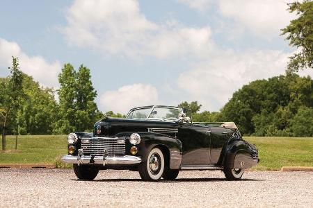 1941 Cadillac Series 62 Convertible Sedan