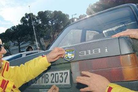 Treu wie Gold: Zur Belohnung gibt es einen Aufkleber vom Fürstentum Monaco auf die Heckklappe.