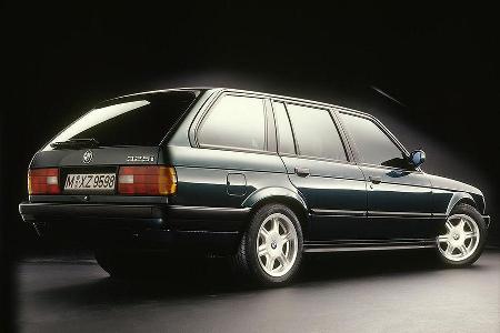 BMW 3er Touring - E30 - 325i von schrg hinten