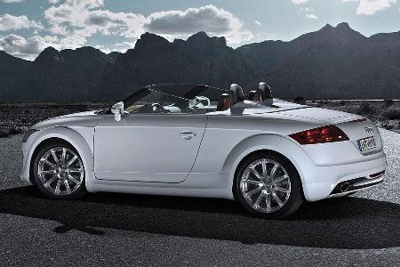 Die Straßenversion unterscheidet sich in einigen Details von den Studien, die Audi bereits 2007 präsentierte.