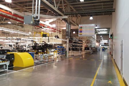 Aston Martin - Werksbesuch - Gaydon