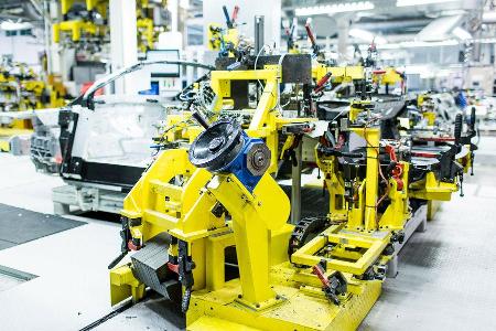 Aston Martin - Werksbesuch - Gaydon