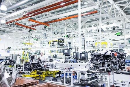 Aston Martin - Werksbesuch - Gaydon