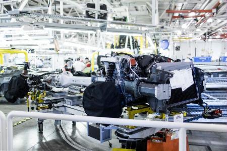 Aston Martin - Werksbesuch - Gaydon