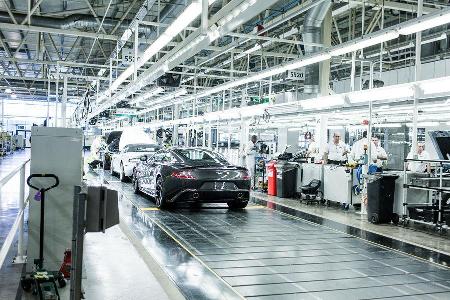 Aston Martin - Werksbesuch - Gaydon