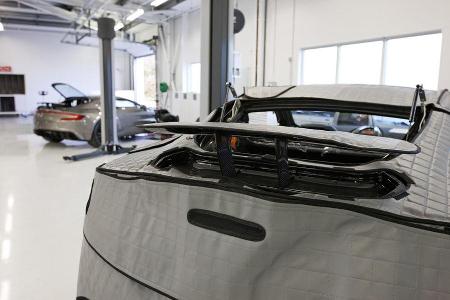 Aston Martin One-77, Heckspoiler