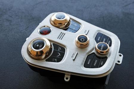 Aston Martin One-77, Armatur