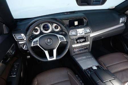 Mercedes E 500 Cabriolet, Cockpit, Lenkrad