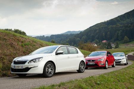 Hyundai i30 1.6, Peugeot 308 125 THP, Seat Leon 1.4 TSI,