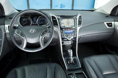 Hyundai i30 1.6, Cockpit