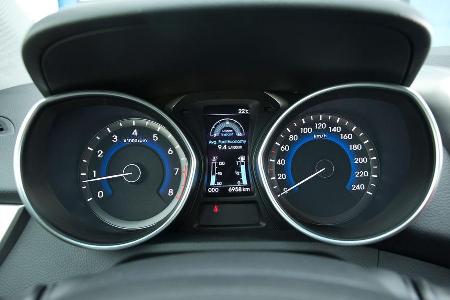 Hyundai i30 1.6, Rundinstrumente