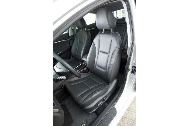 Hyundai i30 1.6, Fahrersitz