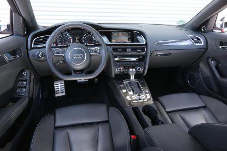 Audi RS4 Avant, Cockpit