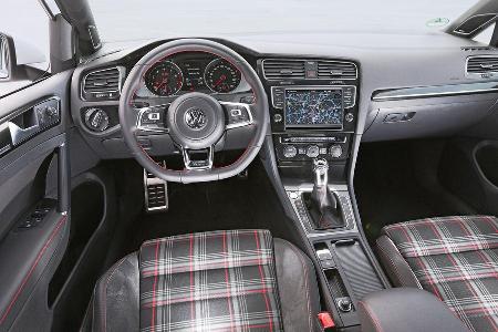 VW Golf GTI Performance, Cockpit
