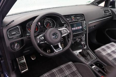 VW Golf GTD, Cockpit