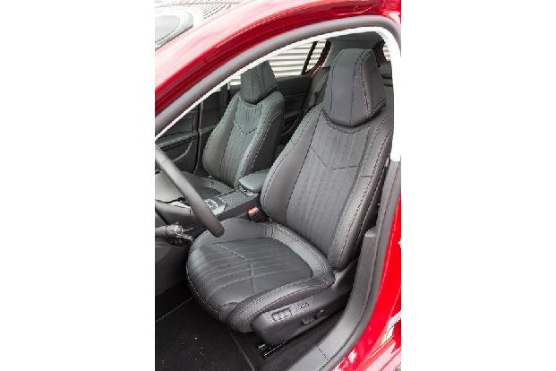 Peugeot 308 125 THP, Sitze