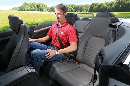 Mercedes E 400 Cabrio, Rücksitz, Beinfreiheit