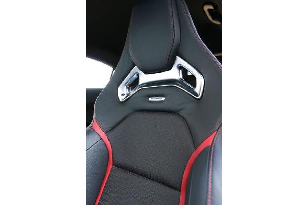 Mercedes A 45 AMG, Fahrersitz