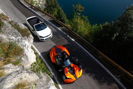KTM X-Bow GT, VW Golf R Cabriolet, von oben
