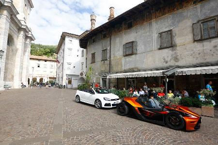 KTM X-Bow GT, VW Golf R Cabriolet, Seitenansicht