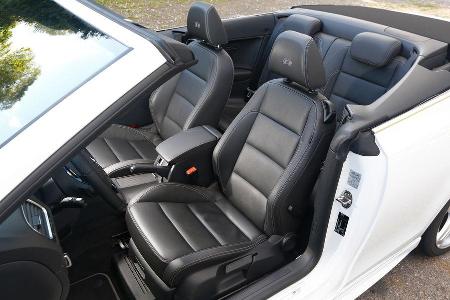 VW Golf R Cabriolet, Sitze