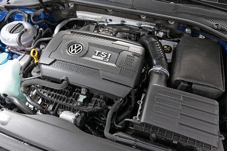 VW Golf R, Motor