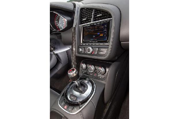 Audi R8 V10 Plus, Mittelkonsole