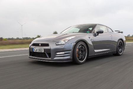 Nissan GT-R Black Edition