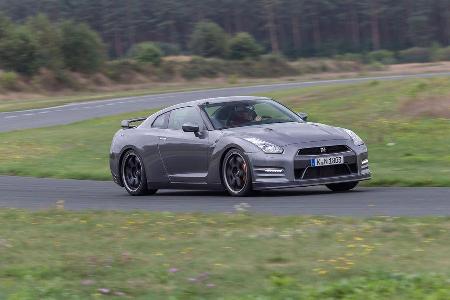 Nissan GT-R Black Edition