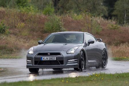 Nissan GT-R Black Edition