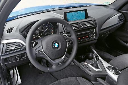 BMW 120d, Cockpit
