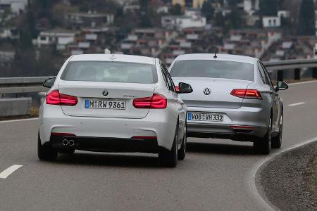 BMW 330e, VW Passat GTE, Heckansicht