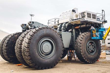Liebherr T 264 Muldenkipper Bauma 2016