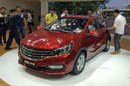 So, mal eine ganz andere Baustelle: SAIC ist einer dieser chinesischen Riesenkonzerne, der mit der neuen Marke Baojun eine g...