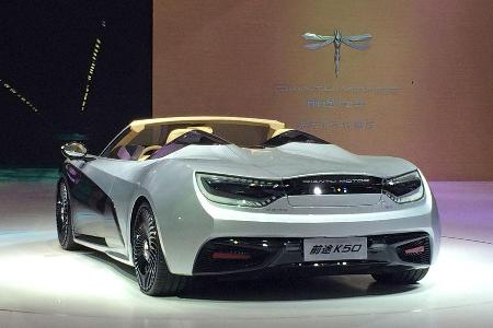 ... behauptet von sich, der erste Elektro-Supersportwagen aus China zu sein. Kann alles sein.