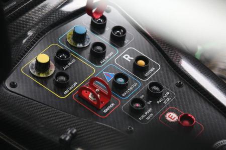 Mercedes-AMG GT3, Tracktest, Bedienelemente