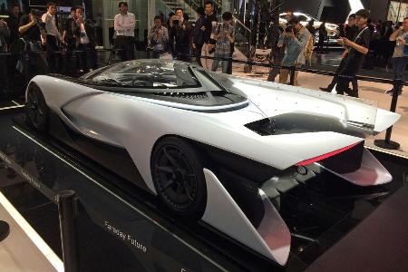 ... von ca. einer Milliarde Dollar aus dem Boden stampft. Gebaut werden soll dort zum Start ein noch nicht näher definiertes...