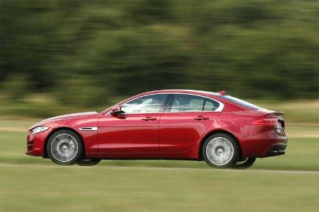 Jaguar XE 20d, Seitenansicht