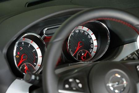 Opel Adam S, Rundinstrumente