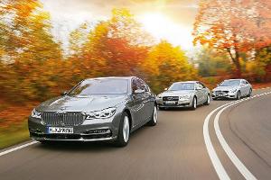 Audi A8 4.0 TFSI Quattro, BMW 750i xDrive, Mercedes S 500 4Matic