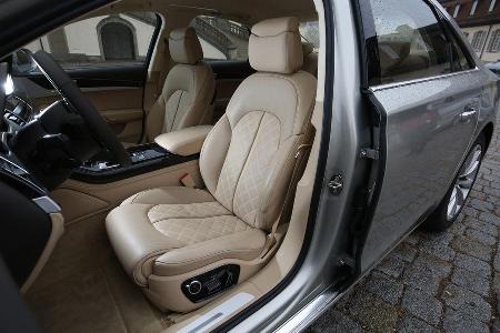 Audi A8 4.0 TFSI Quattro, Fondsitze